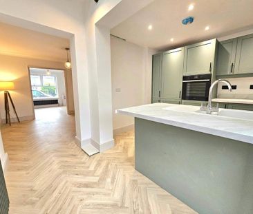 3 bedroom terraced house to rent - Photo 6
