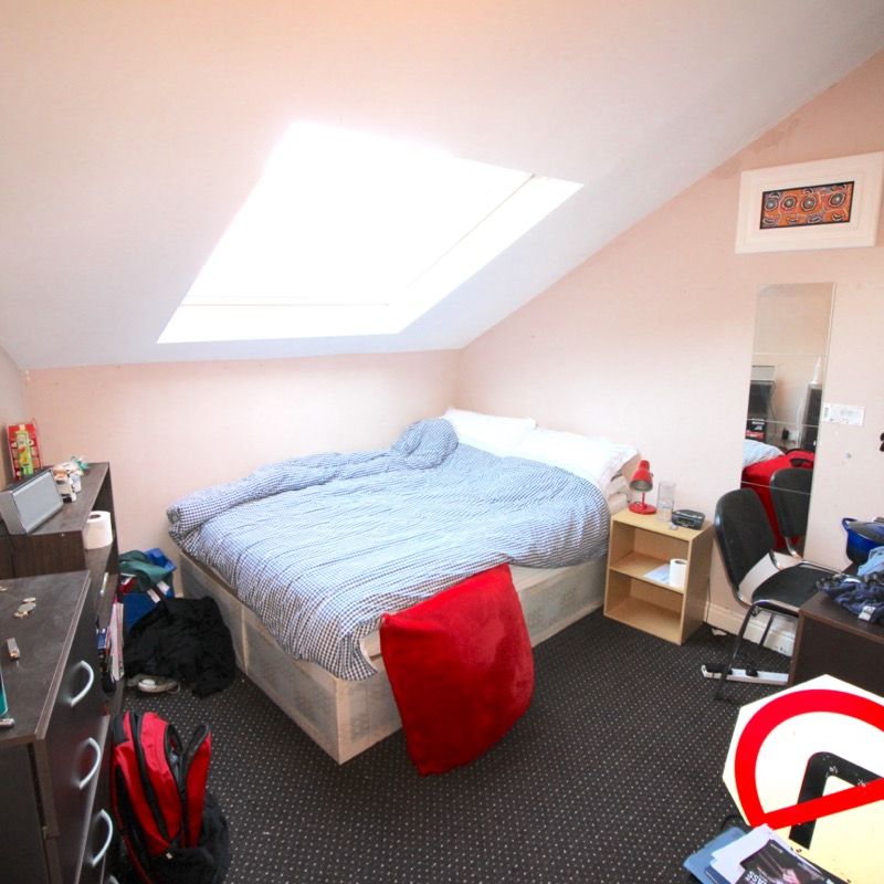 5 Bed - 23 Kelso Road, Leeds - LS2 9PR - Student - Photo 1