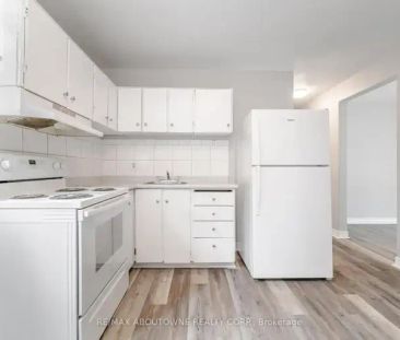 1 - 2320 HIXON STREET | 1 - 2320 HIXON STREET, Oakville - Photo 1