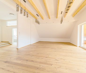 Traumhaftes Penthouse in komplett saniertem Altbau - Photo 6