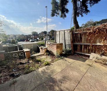 Sycamore Close, Poole, Dorset, BH17 - Photo 4