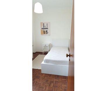 Rua Padre Francisco Álvares, Lisbon, Lisbon 1500-478 - Photo 3