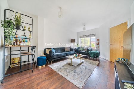 Oaktree Gardens, London, SE9 - Photo 4