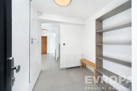 Pronájem hezkého bytu 1+kk, Vrchlabí - Photo 3