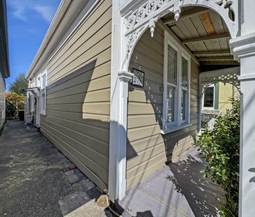 Welcome home to 27 Rintoul Street. - Photo 3