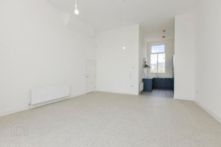Apartment 3 35 College Green, College Avenue, Bangor, BT20 5FA - Photo 3