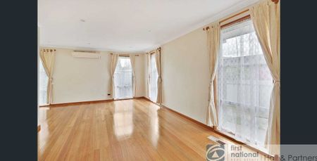 7 Nara Court, Dandenong North - Photo 2