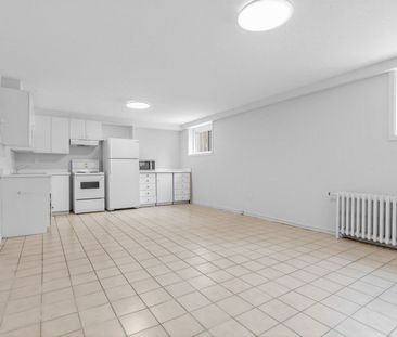 For Lease - 19 Warwick Avenue Unit# Lower, Toronto, Ontario - Photo 6