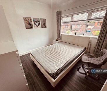3 bedroom semi-detached house to rent - Photo 2