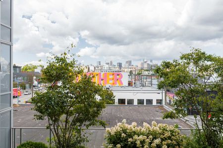 933 E Hastings St (3rd Floor), Vancouver - Photo 2