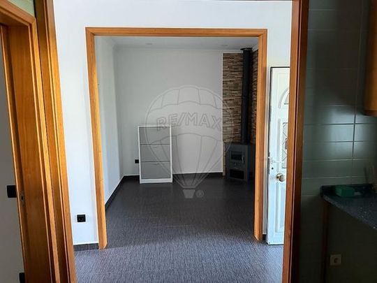 Moradia T2 - Photo 1