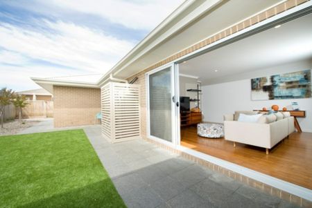 Stunning 4 Bedroom Home in Googong - Photo 3