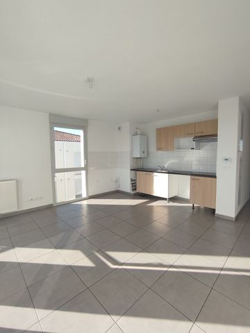 Location Appartement 3 pièces 57m² TOULOUSE 31200 - Photo 2
