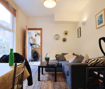 6 Bedroom Home – Student Let - Photo 3