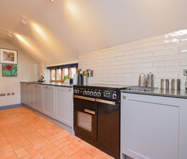 2 bedroom cottage to rent - Photo 3