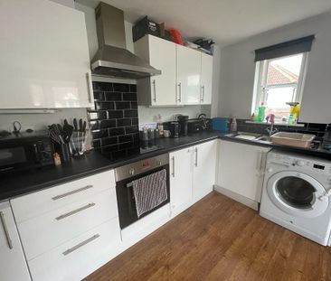 2 bedroom detached house to rent - Photo 4