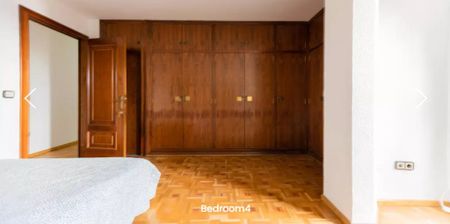 Carrer de Sant Vicent Màrtir, Valencia, Valencian Community 46007 - Photo 4