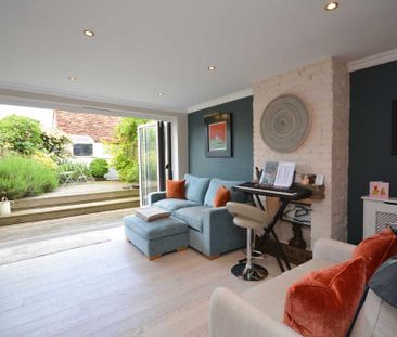 2 bedroom terraced house to rent - Photo 1