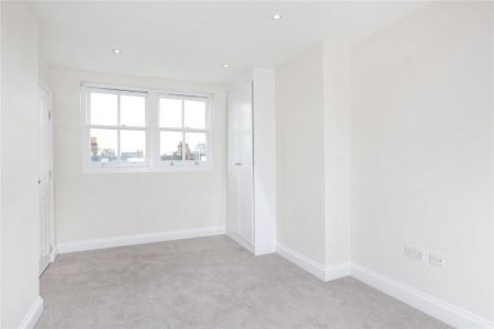 4 bedroom terraced house to rent - Photo 3
