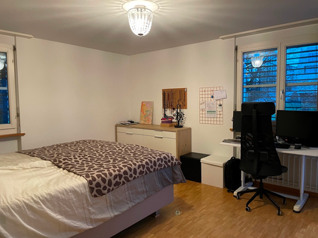 Gemütliche 3.5-Zimmerwohnung an ruhiger Lage - Photo 3