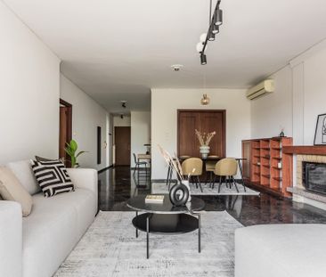 Capacious 3BR Apartment in Marousi - Photo 3