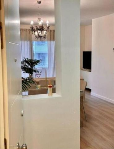 3 room luxury Flat for rent in Marbella, Spain - Photo 4