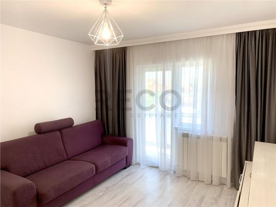 RECO Apartament 3 camere, decomandat, 68 mp, etaj 1renovat, 2 balcoane, gata de mutare - Photo 1