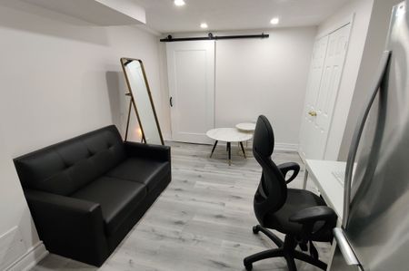 For Lease - 2329 Greenbank Trail Unit# Bsmt, Burlington, Ontario - Photo 2