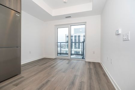 For Lease - 7439 Kingston Road Unit# 1012, Toronto, Ontario - Photo 4