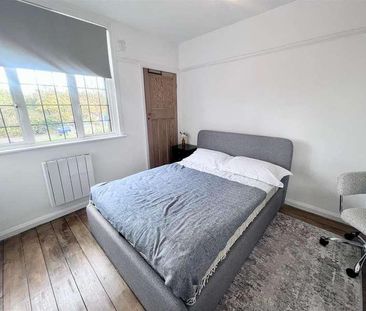 Greentiles, Denham, UB9 - Photo 4