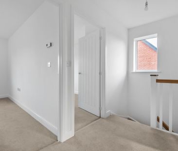 4 bedroom detached house to rent - Photo 5