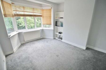 Churchfields, South Woodford, E18 - Photo 3