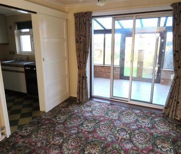 3 bedroom semi-detached house to rent - Photo 3