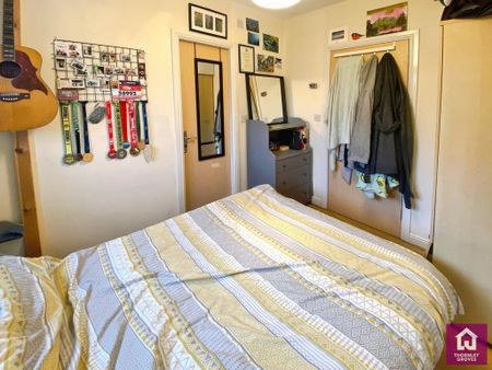 3 bedroom terraced house to rent - Photo 2