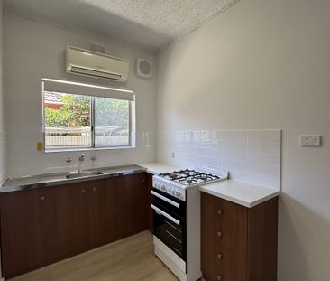 Renovated Ground Floor Unit - Photo 1