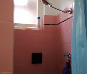 4-bedroom shared house / townhouse, Winston Avenue - Photo 4