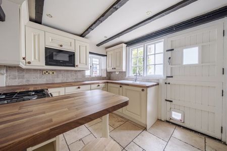 Mill Lane, Godalming, Surrey, GU7 - Photo 3