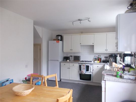 Student Properties to Let - Photo 1