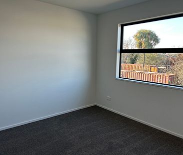 Modern property in prime location - Photo 1