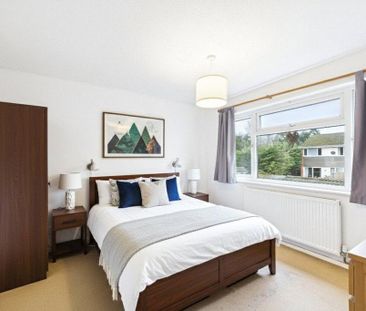 3 bedroom semi-detached house to rent - Photo 6