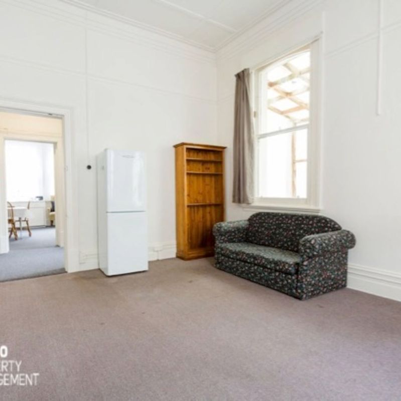 Sunny Bright Rooms *Two Weeks Rent Free - Photo 1