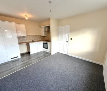 1 bedroom House To Let - Photo 2