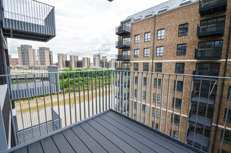 Goodluck Hope Walk, London, E14 - Photo 2