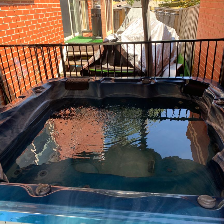 Templestowe - Photo 1