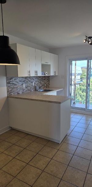 Logement 41/2 à louer - Photo 1