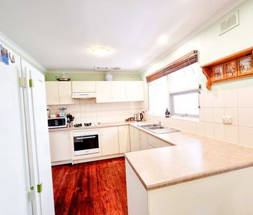 3 Bedroom Family Home - Photo 5