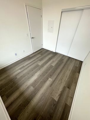 For Lease - 2 David Eyer Road Unit# 528, Richmond Hill, Ontario - Photo 1