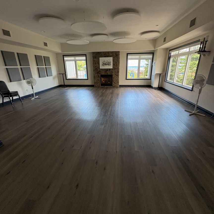 For Lease - 7 Clubhouse Drive Unit# 7, Collingwood, Ontario - Photo 1