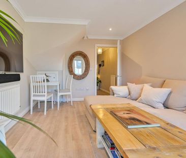 3 bedroom end of terrace house to rent - Photo 5