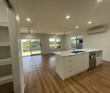 Family-Friendly Living Near Bucasia Beach - Photo 2